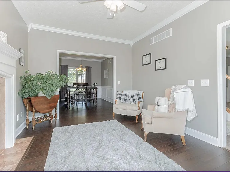 1608 Whitmer Ct — Photo 6