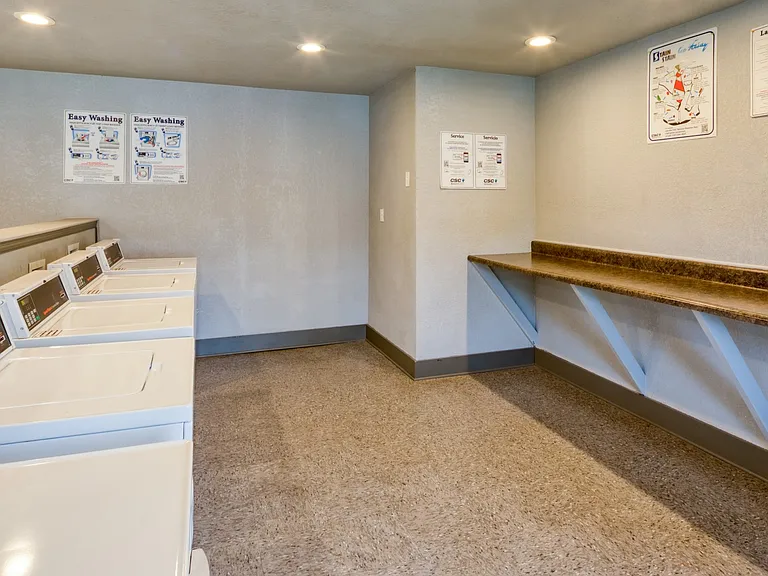 Mission College Apartments — Photo 13