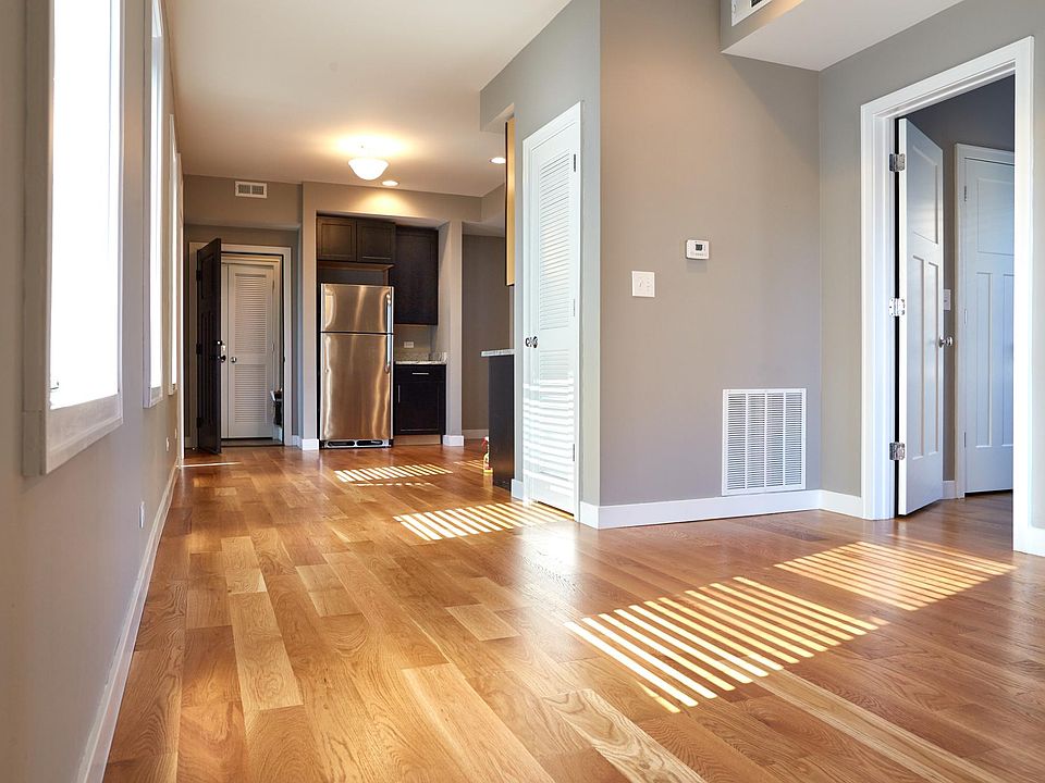 1st image of 1057 N Homan Ave #2
