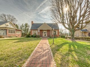 907 7th Ave, Bristol, TN 37620