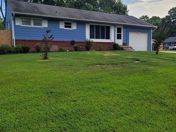 2nd image of 1109 Summer Dr