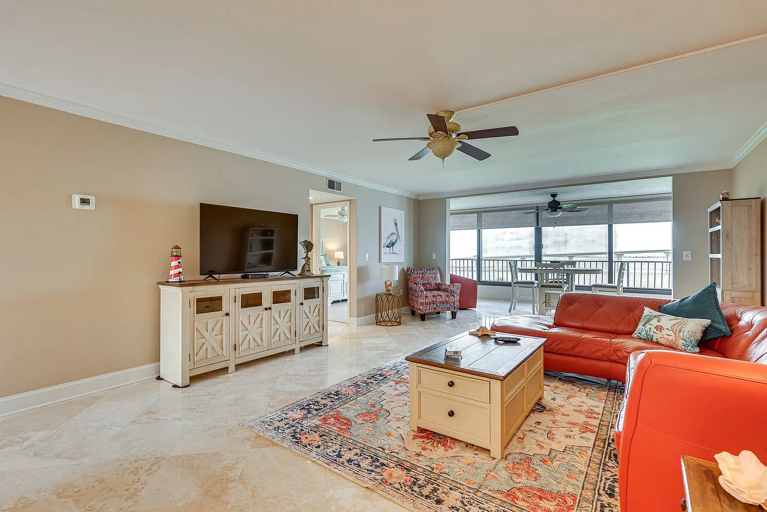 2 bed, 2.0 bath, 1291 sqft, $5,056 — Photo 1