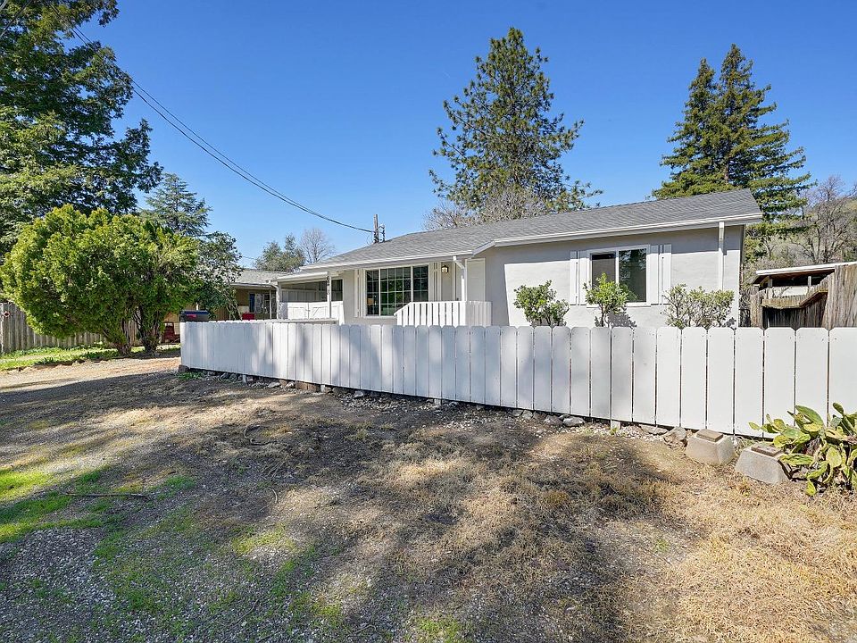 1st image of 6218 2nd Avenue