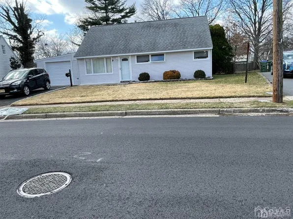 9 Parkerson Rd, Edison, NJ 08817