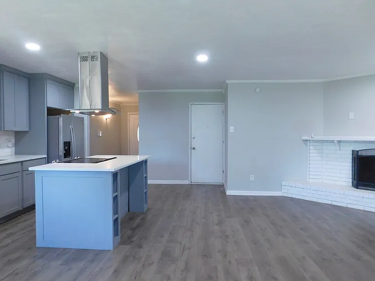 5529 Gates Dr — Photo 8