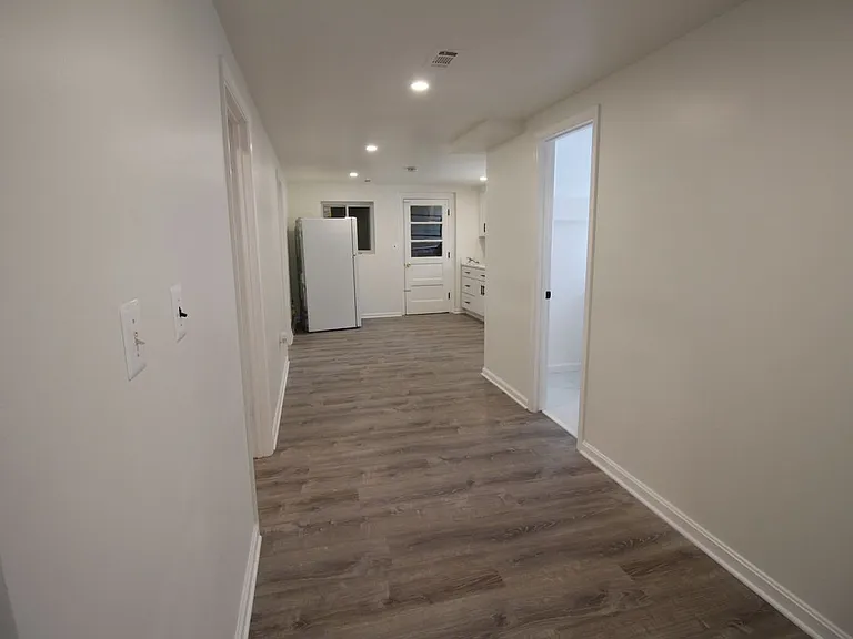 11703 Caplinger Rd #3 — Photo 12