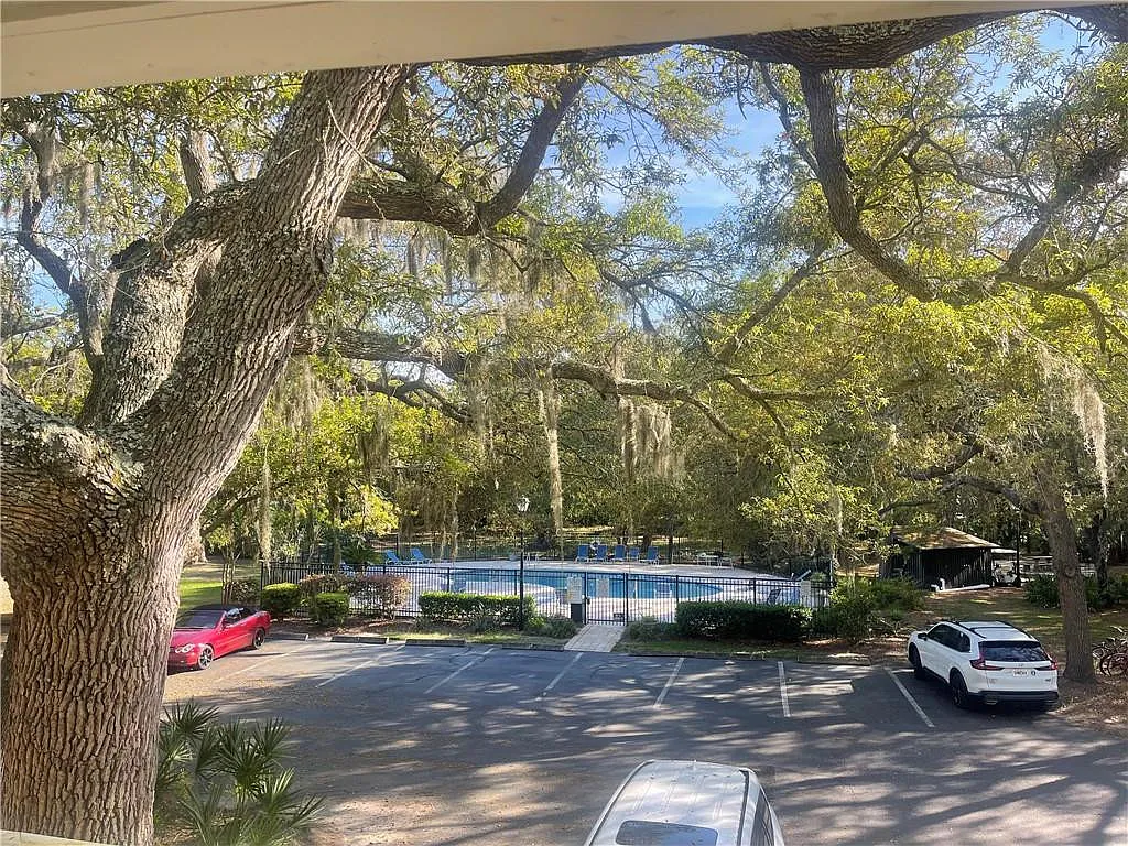 1 bed, 1.0 bath, 604 sqft, $1,900 — Photo 1