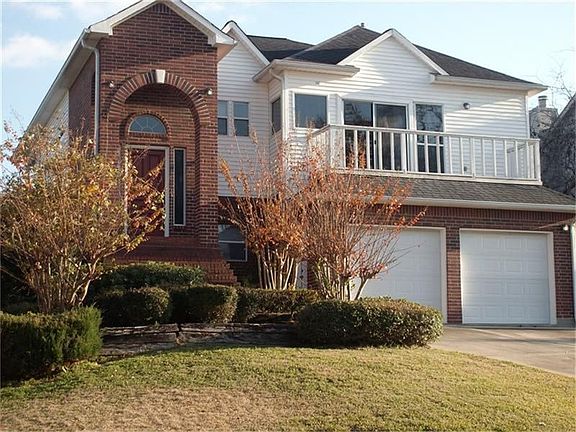 3rd image of 116 Cove Place Ct