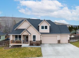 3529 Hanstead St, Richland, WA 99352