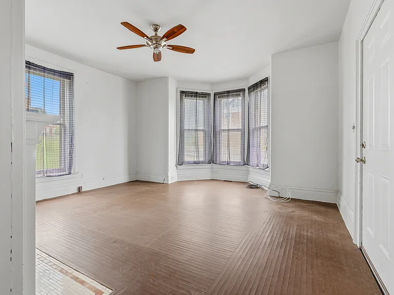 5109 Montgomery Rd — Photo 10