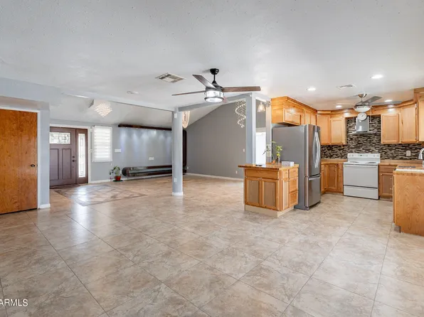 6428 W PURDUE Avenue, Glendale, AZ 85302