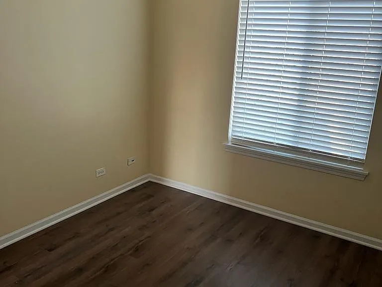 2718 Cedar Glade Rd — Photo 2