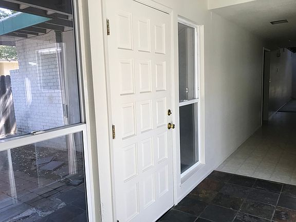 3rd image of 1824-1826 Alameda Ave #1824
