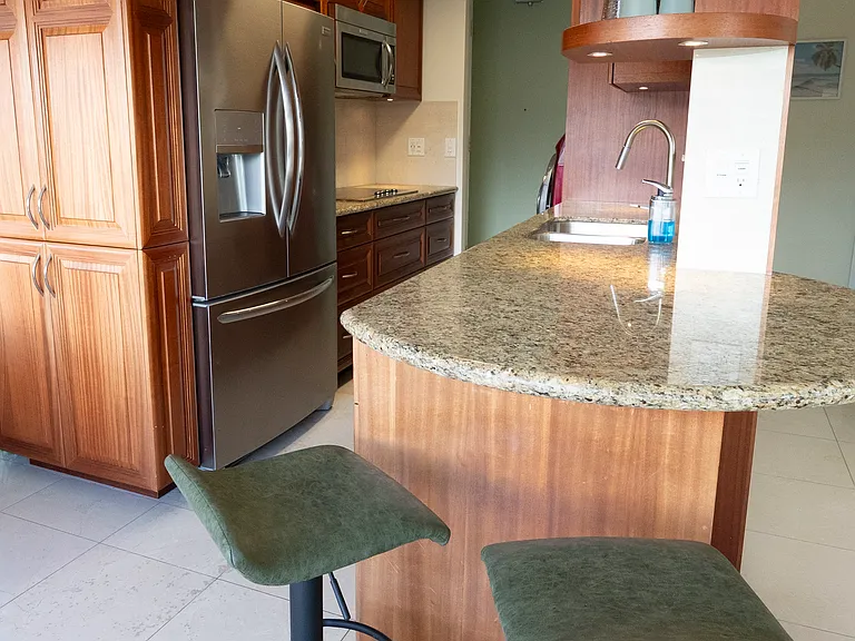 Kitchen Bar
