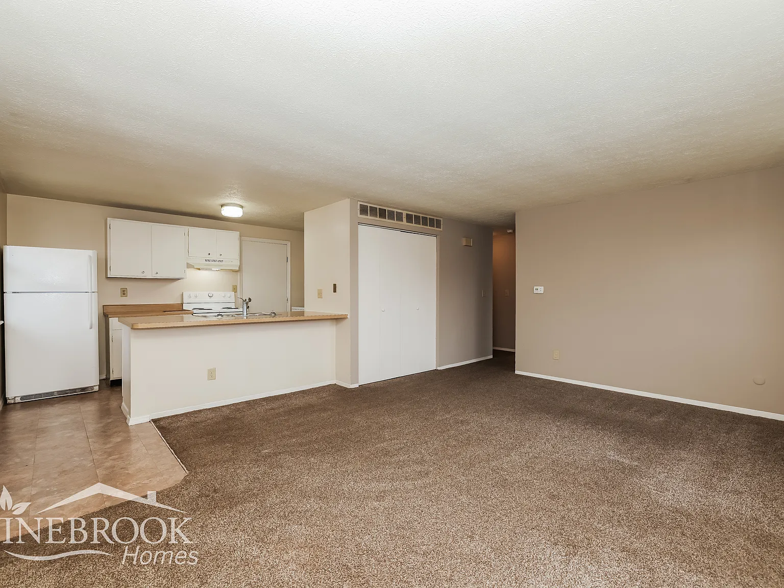 7564 Pomeranian Drive — Photo 3