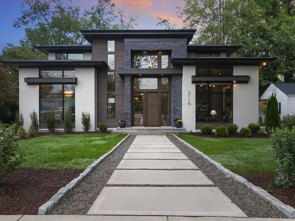 2116 Ridge Rd, Raleigh, NC 27607