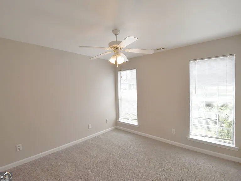 208 Turnbridge Cir — Photo 11