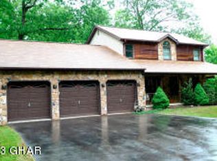 101 Clear Spring Cir, Drums, PA 18222