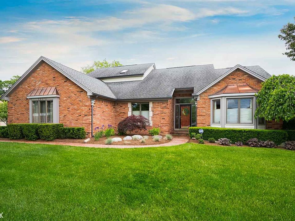 1st image of 52272 Remington Dr