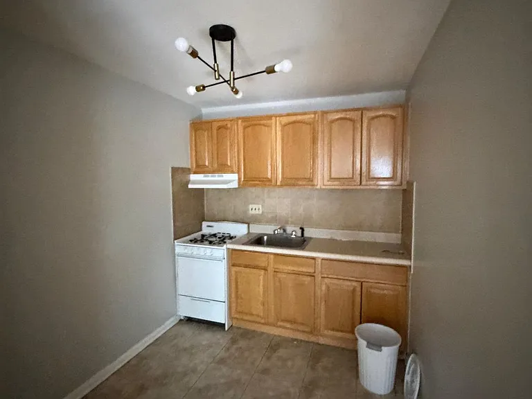 23-25 Smith St #6 — Photo 2