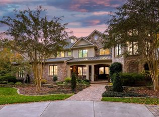 28 Whitley Dr, Chapel Hill, NC 27517