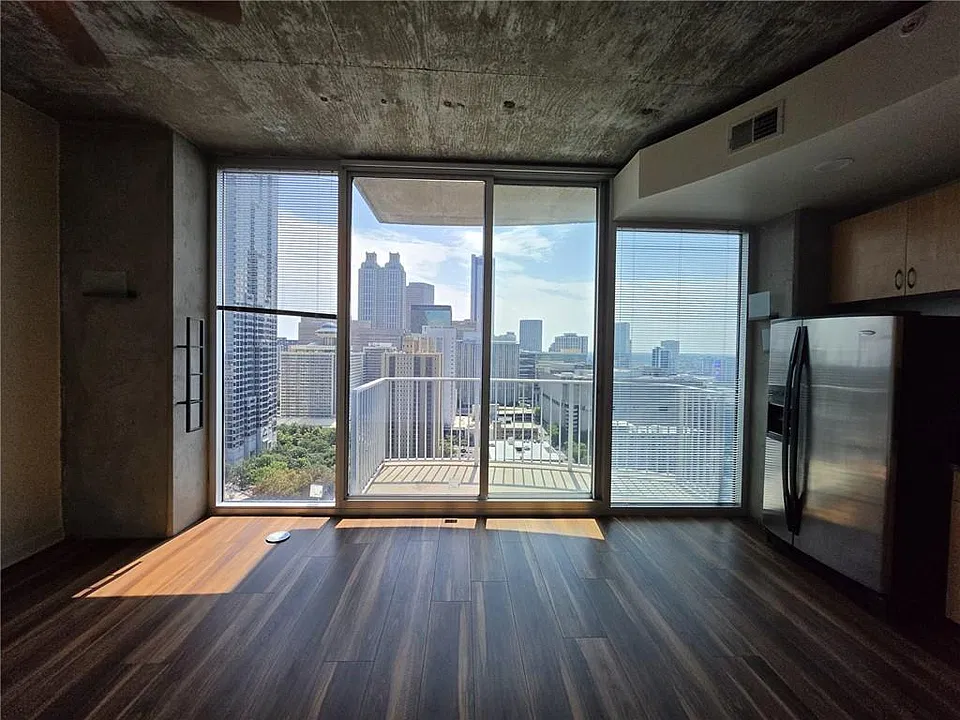 400 W Peachtree St NW #2907