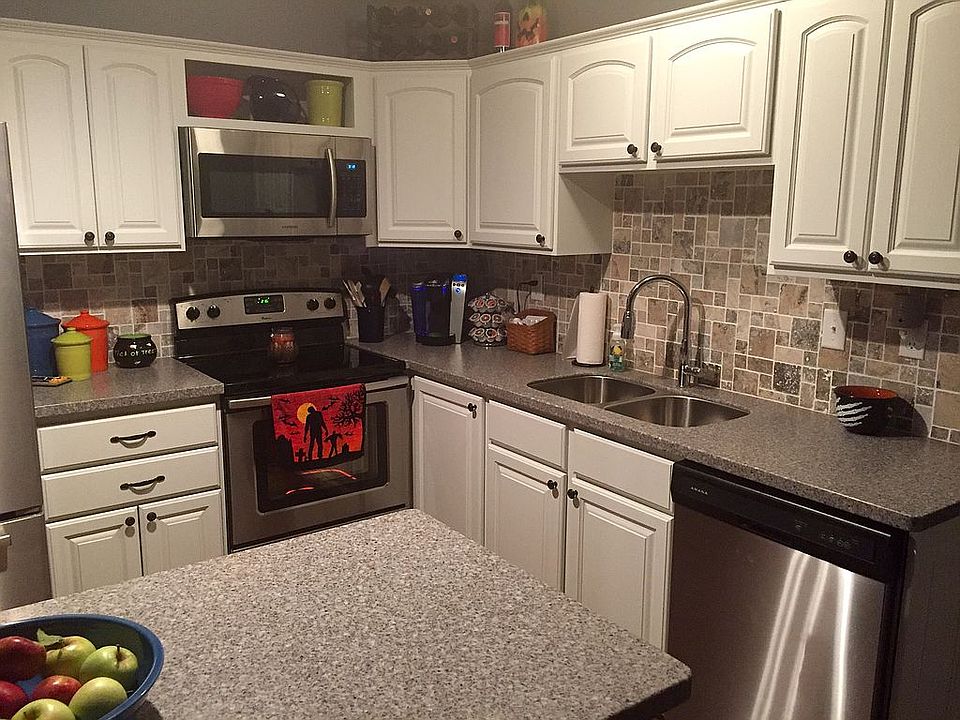 2nd image of 363 Crossbrook Dr