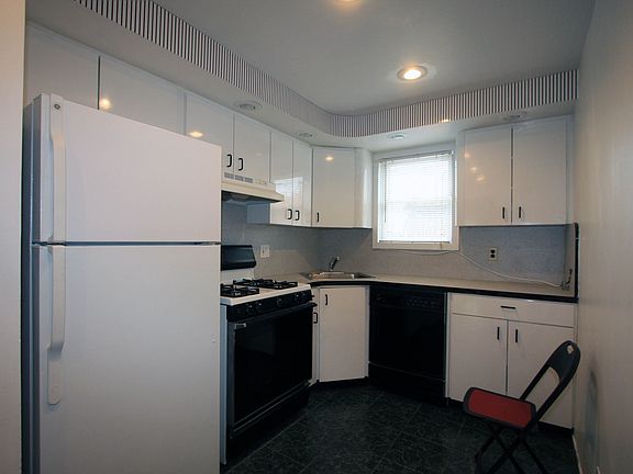 5th image of 14415 68th Ave