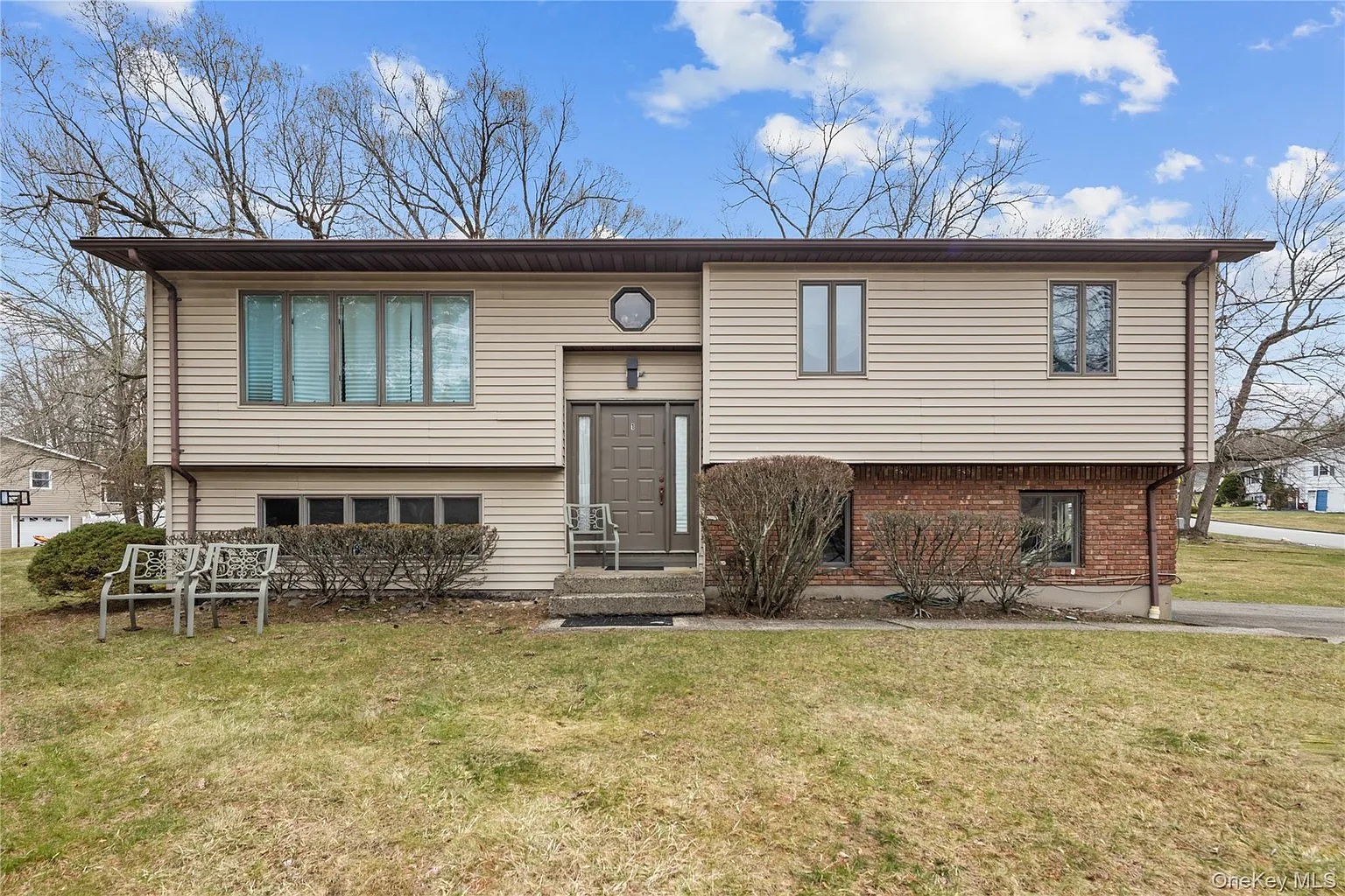 1 Darby Road photo 1