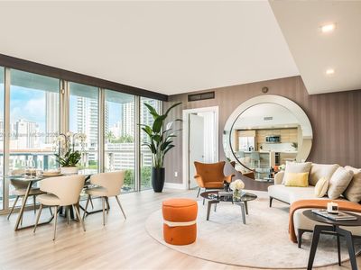 185 SW 7th St APT 803, Miami, FL, 33130