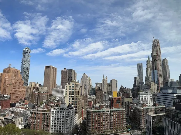 200 Chambers St APT 19F, New York, NY 10007