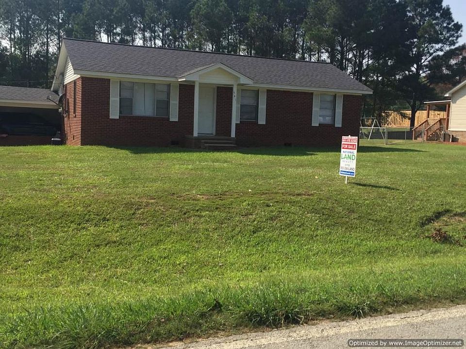 3 Bedroom, 1 Bath Home