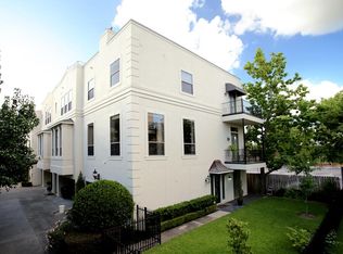 1477 Missouri St, Houston, TX 77006