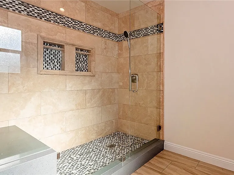 43617 Fern Ave — Photo 23