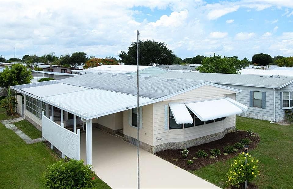 1st image of 629 Amaryllis Dr