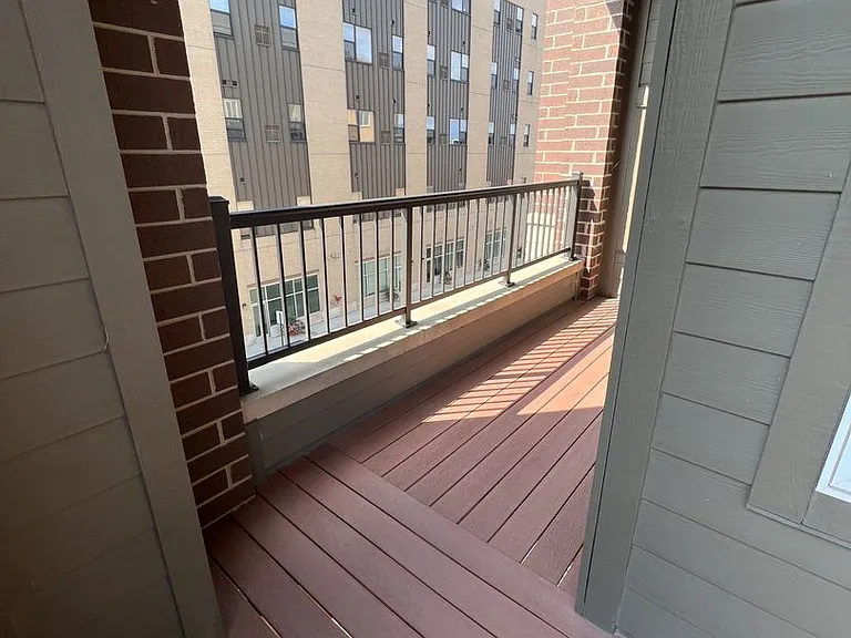 City Deck Landing — Photo 77