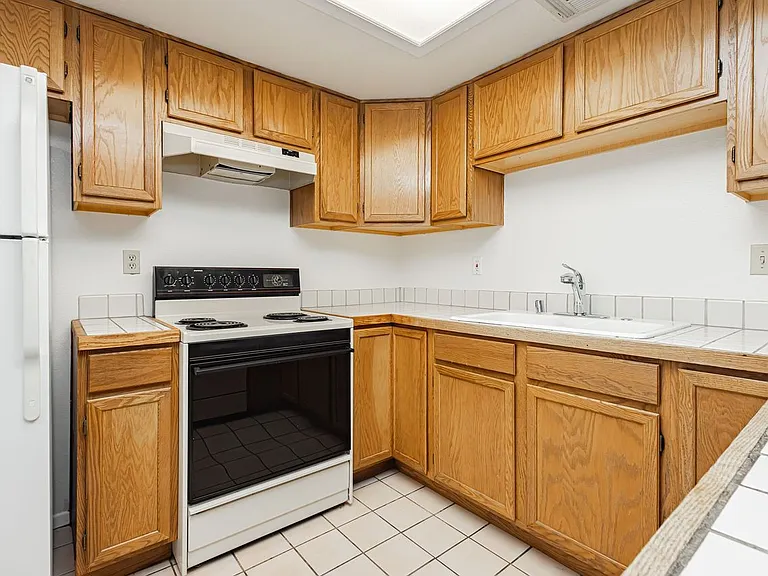 1440 Ogallala St #2 — Photo 11