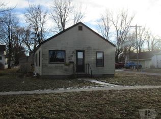 455 W 4th St, Garner, IA 50438