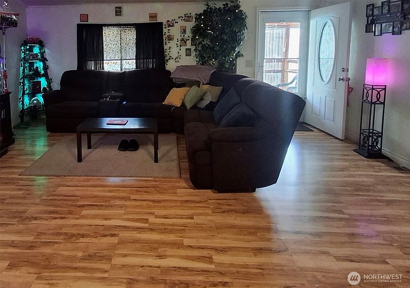 4th image of 111 99th Street S #11