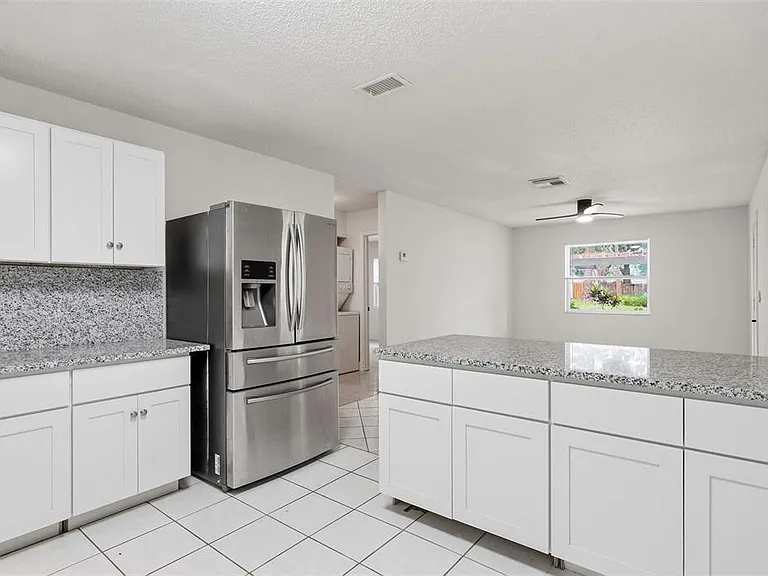 7133 Pinewood Dr — Photo 8