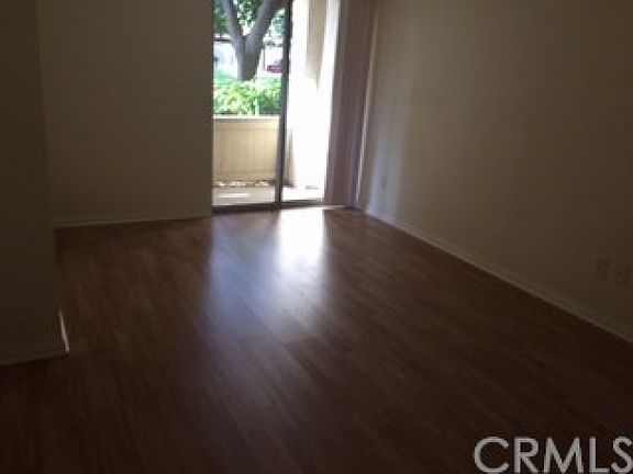 3rd image of 520 Treeline Dr Unit 107