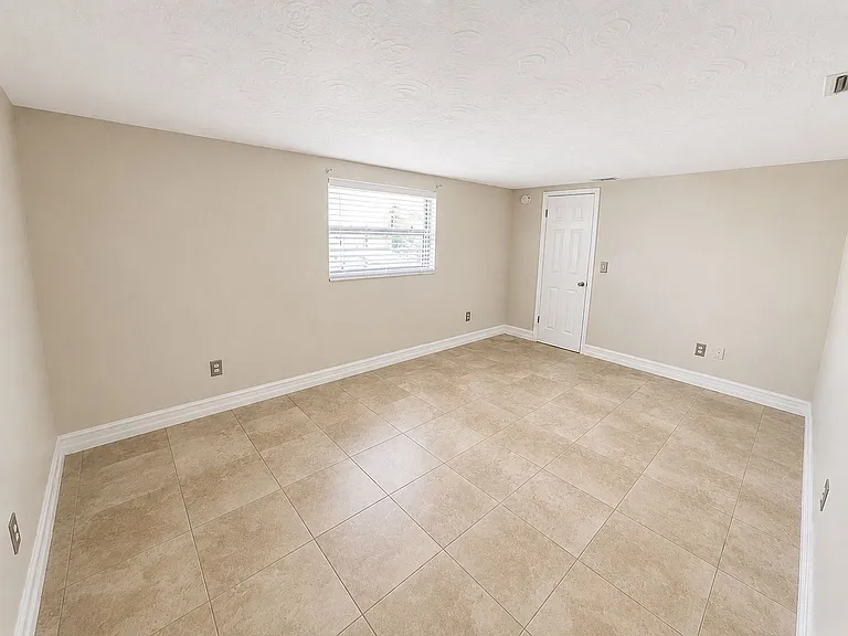 3711 Redwood Dr — Photo 9