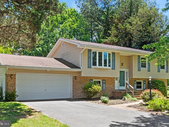 21404 Williams Dr, Lexington Park, MD 20653