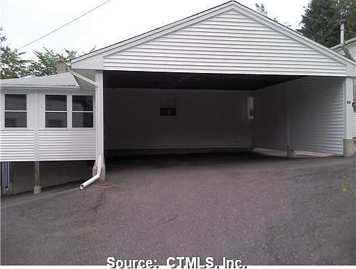 2nd image of 58-60 Slocum St