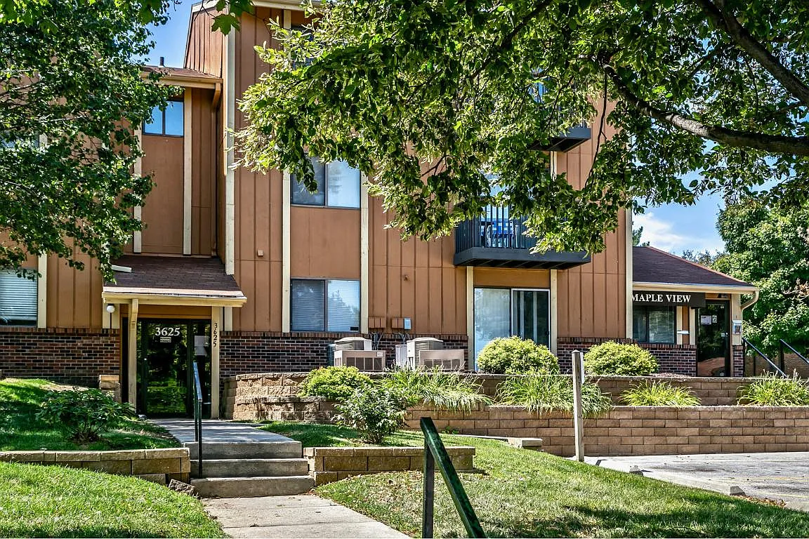 Maple View Apartments — Photo 3