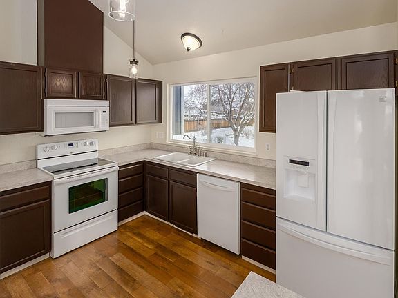 3rd image of 10590 Palm Springs Dr