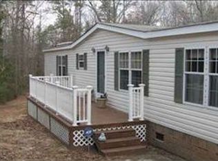 24 Dewitt Ln, Iva, SC 29655