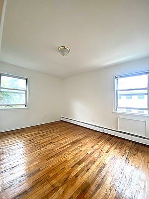 5th image of 87-08 Avon St #2