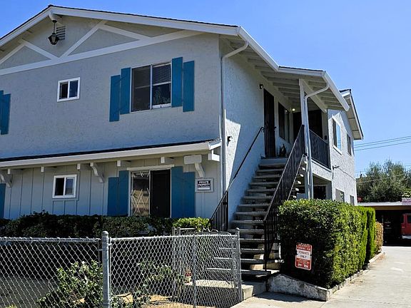 3rd image of 2330 Mammoth Dr