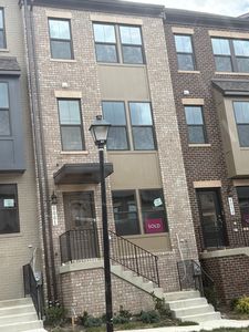 6061 Beake St, Hyattsville, MD, 20782